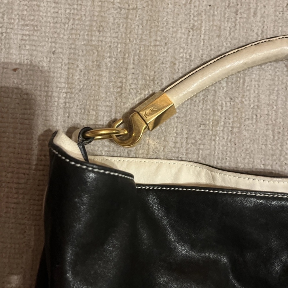 YVES SAINT LAURENT ROADY HOBO BAG LEATHER LARGE - Picture 7 of 14